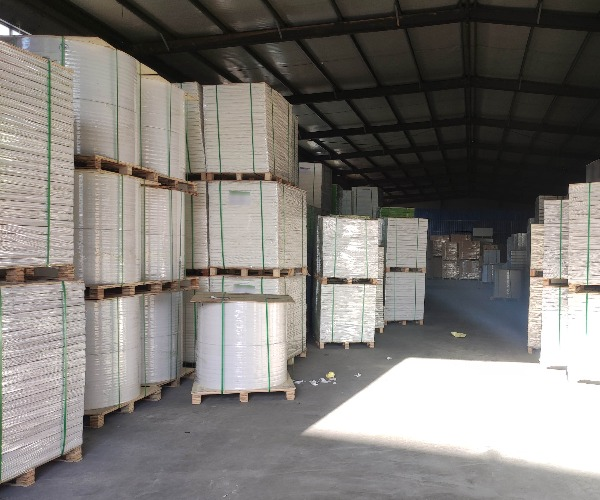 أخبار جيدة من الورق الذهبي