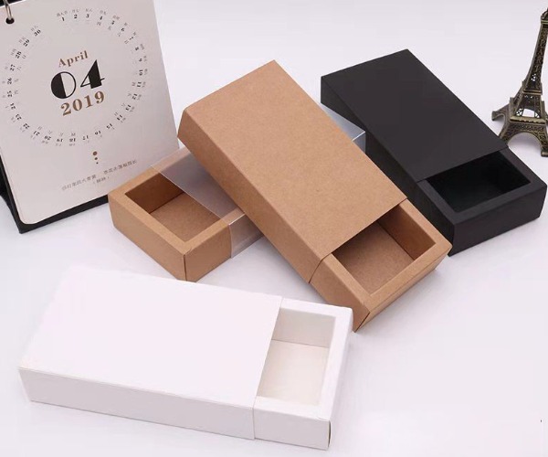 Cajas_de_embalaje_hechas_de_papel_corrugado.jpg Cajas_de_embalaje_hechas_de_papel_corrugado.jpg